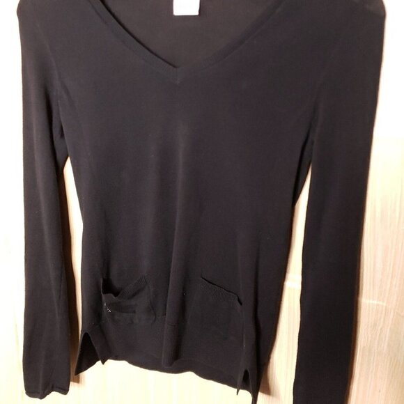 Lacoste Womens Black Lightweight V Neck Sweater XS - Picture 3 of 9
